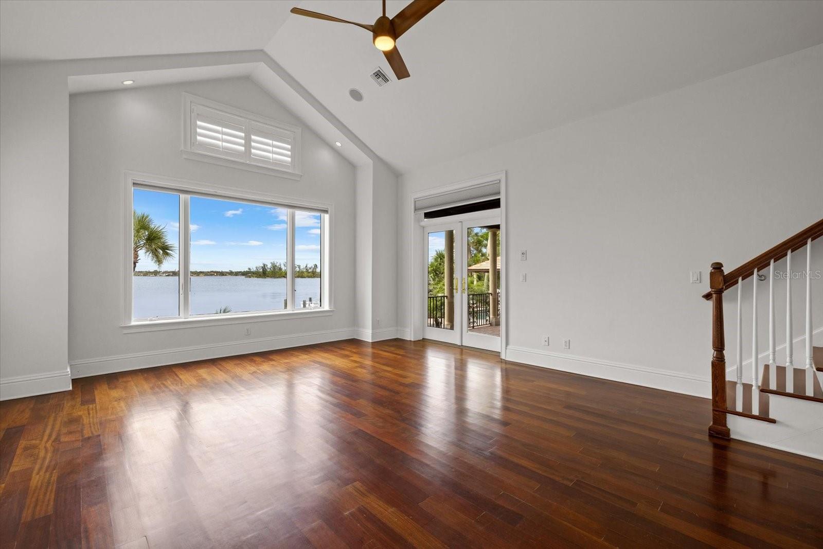 4315 MANGROVE PL