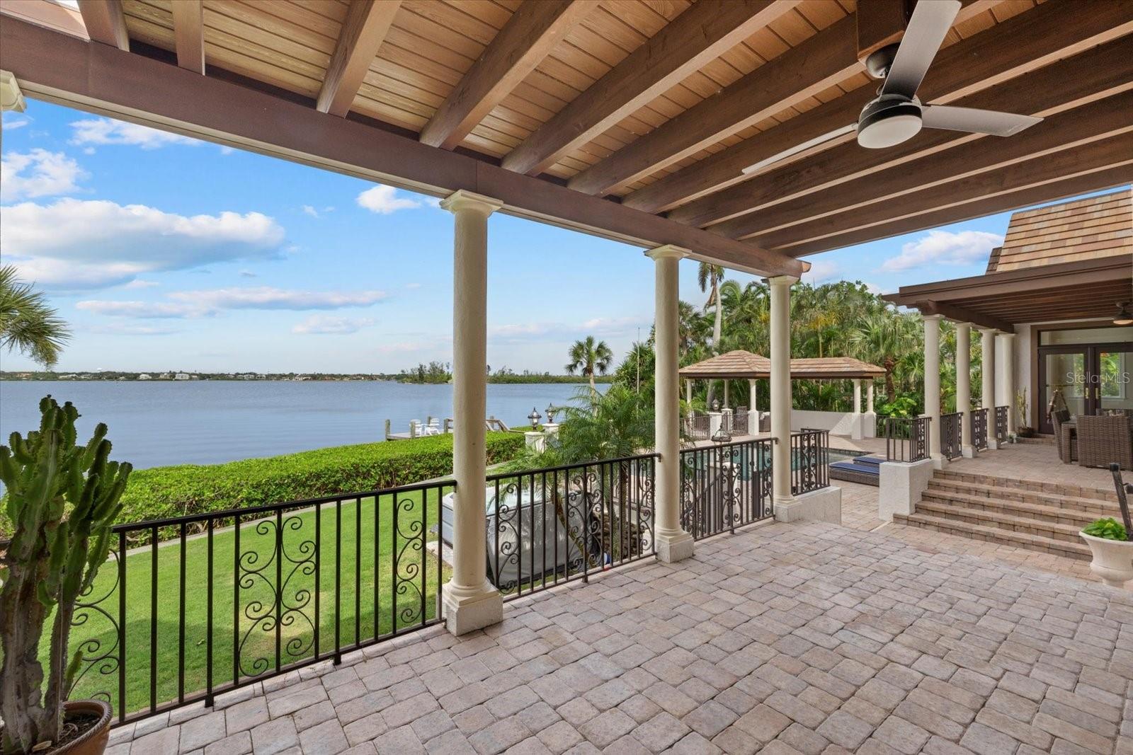 4315 MANGROVE PL