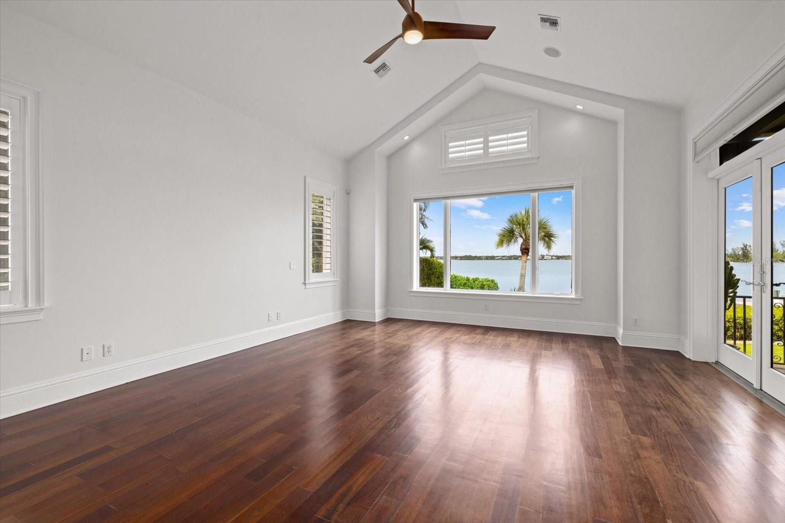4315 MANGROVE PL