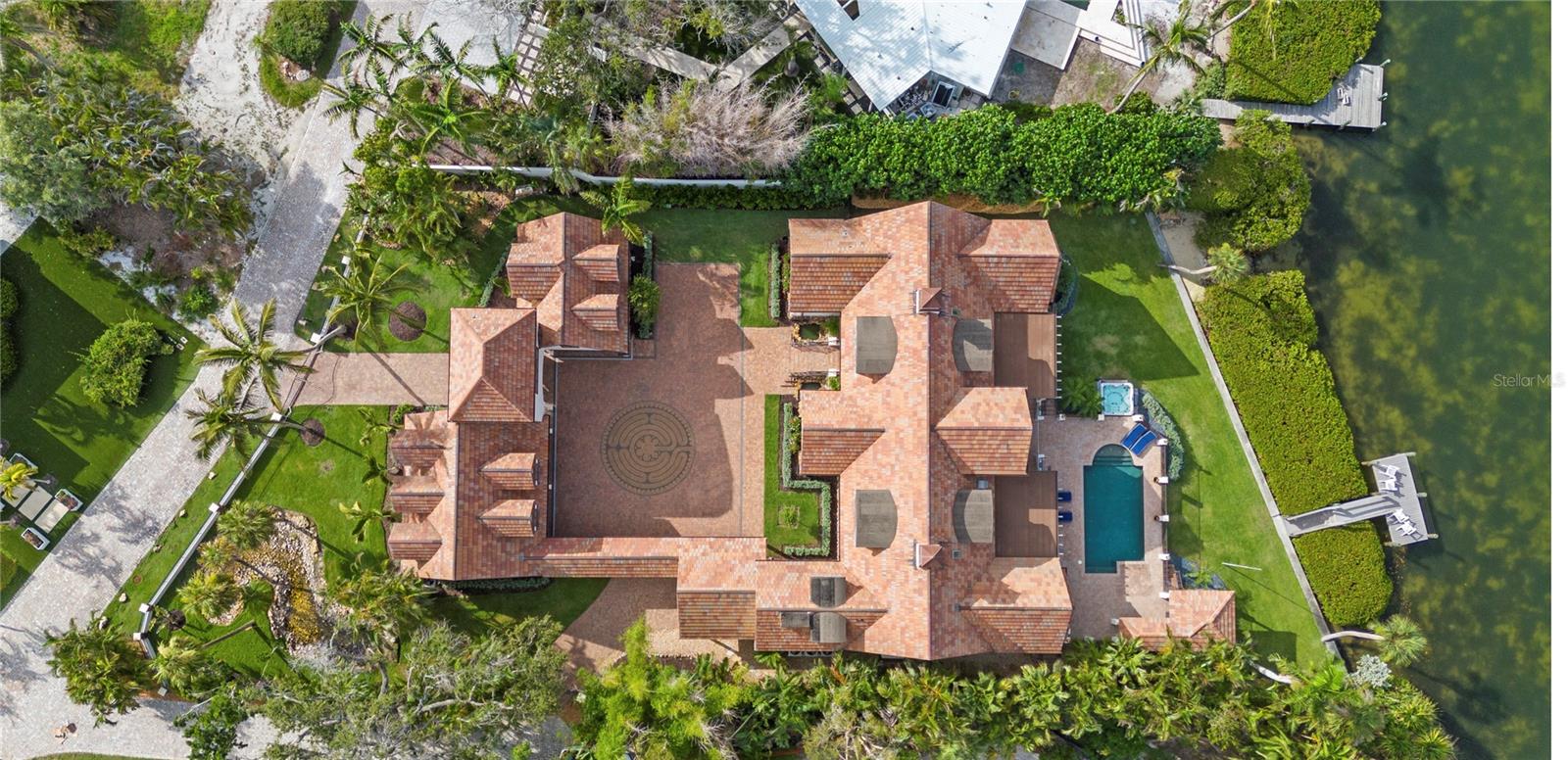 4315 MANGROVE PL