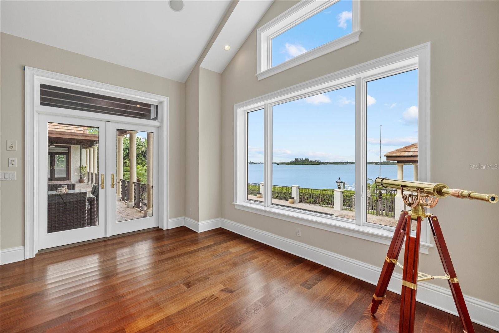 4315 MANGROVE PL