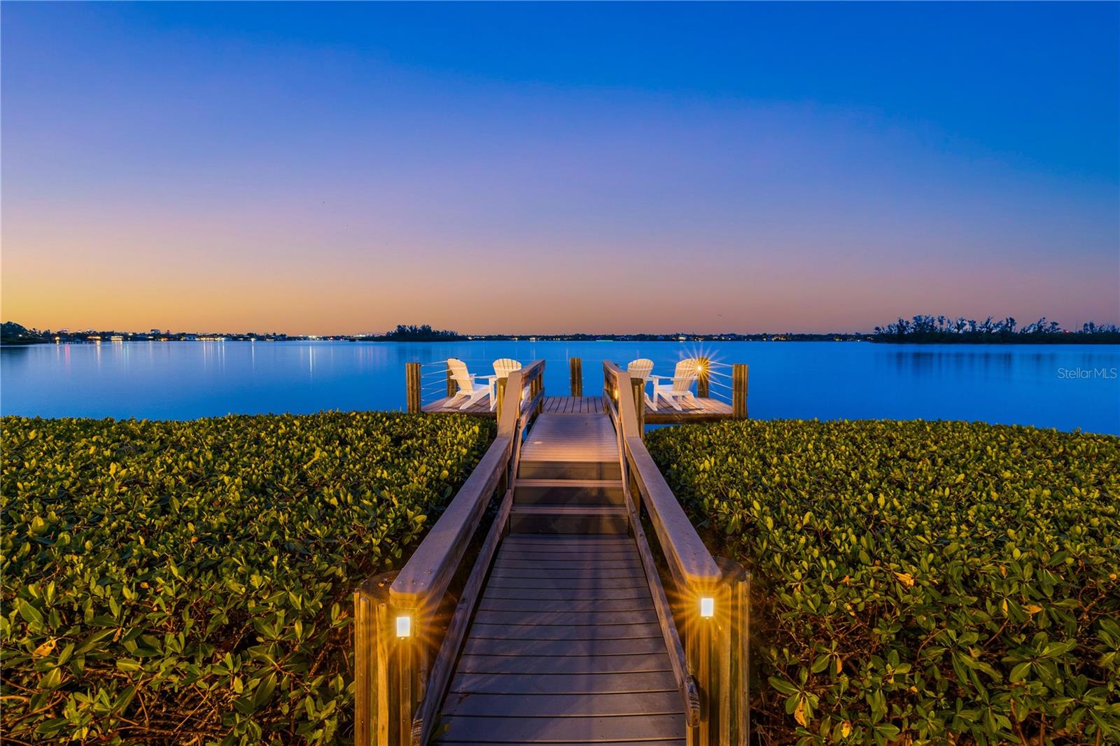 4315 MANGROVE PL