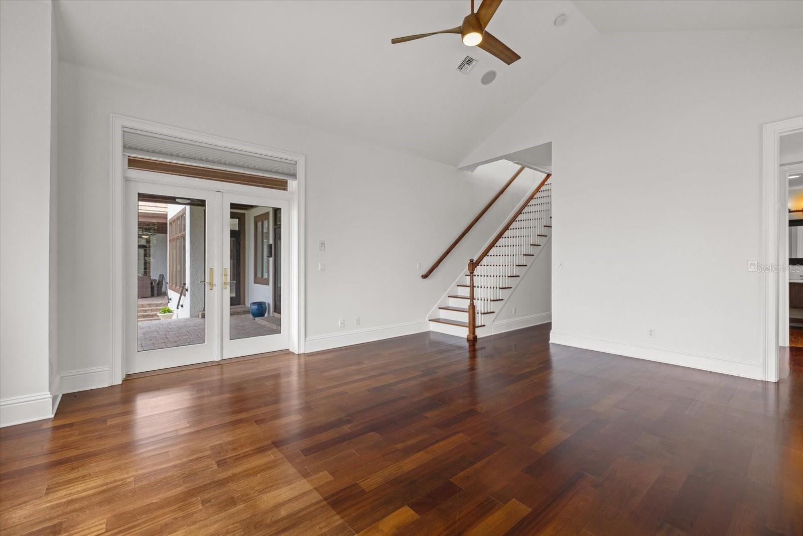 4315 MANGROVE PL