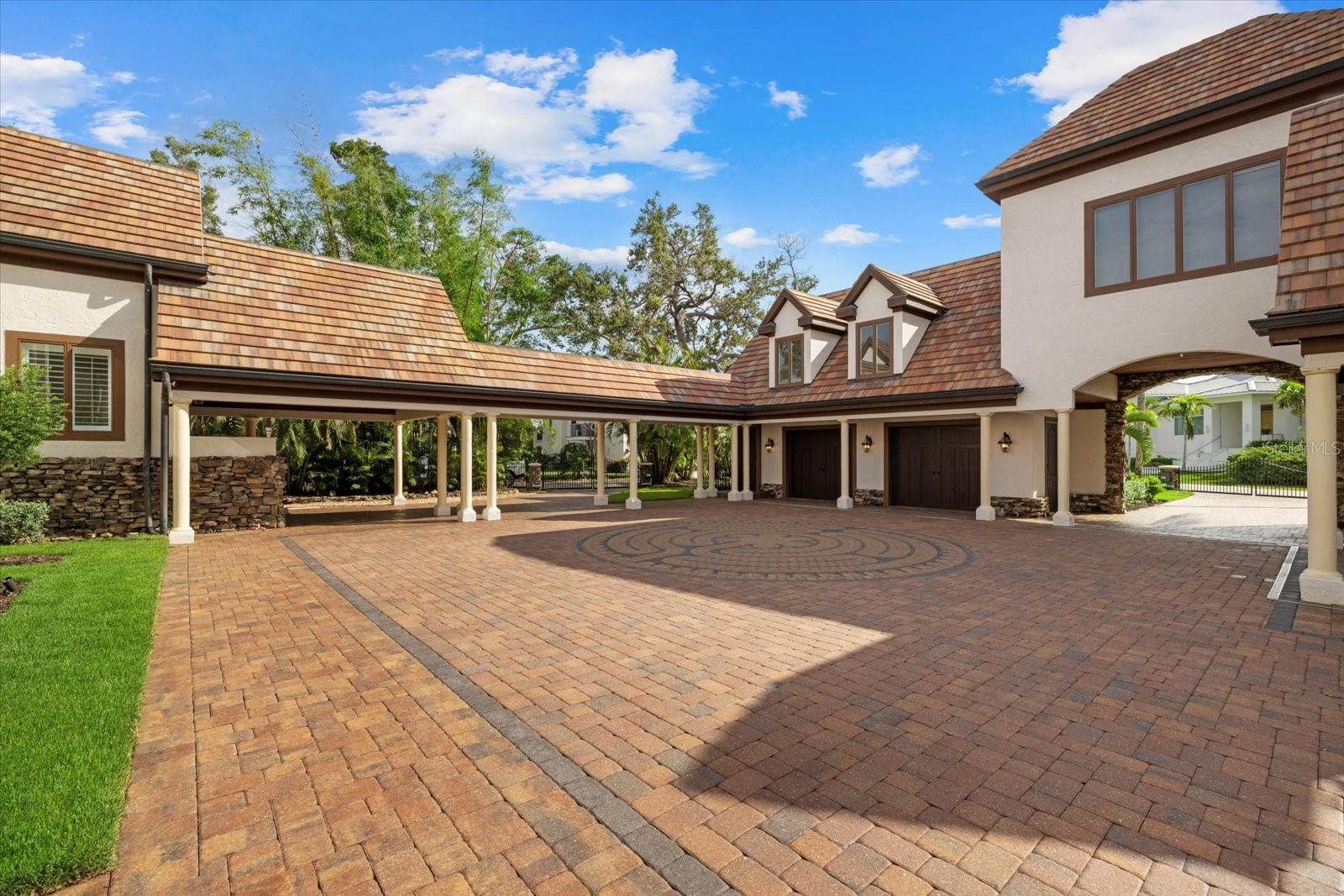 4315 MANGROVE PL