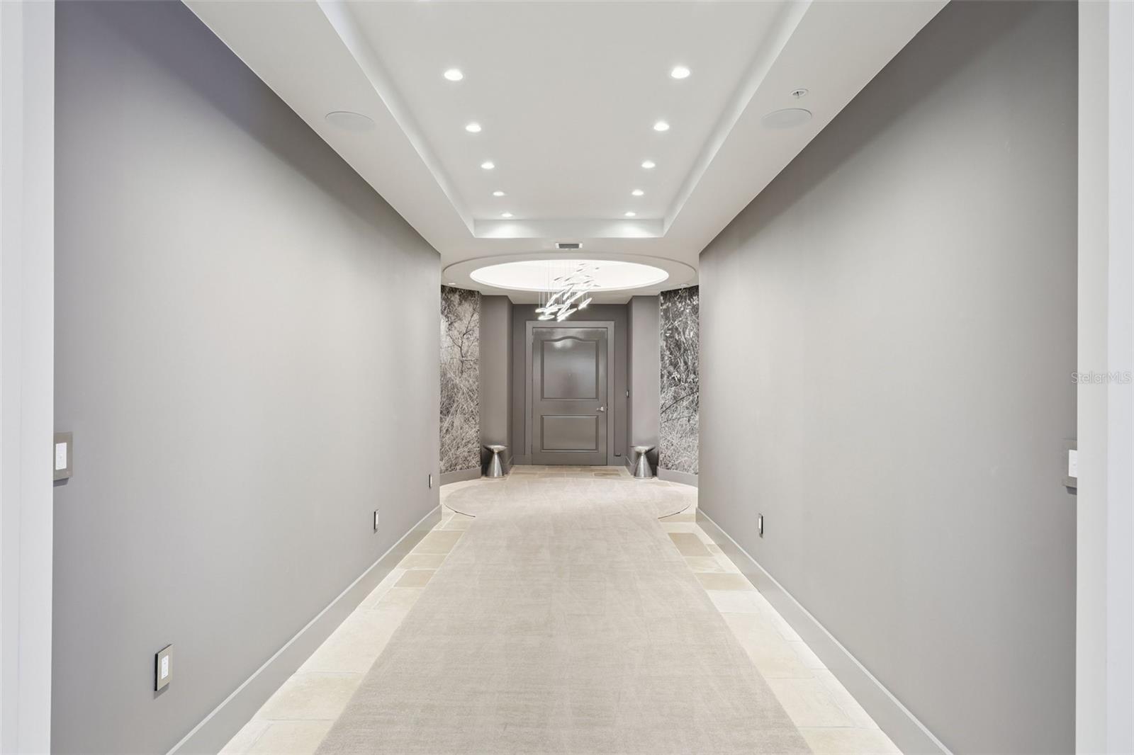 1111 RITZ CARLTON DR #1704