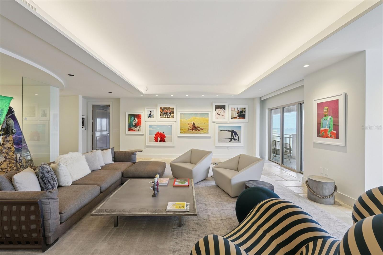 1111 RITZ CARLTON DR #1704