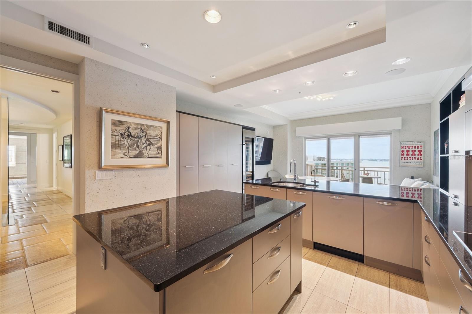 1111 RITZ CARLTON DR #1704