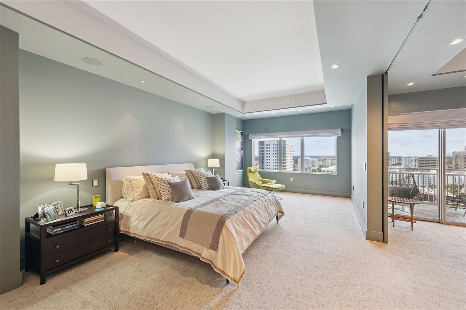 1111 RITZ CARLTON DR #1704