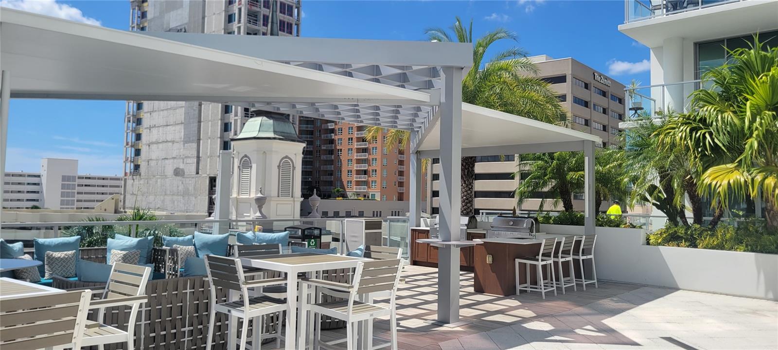 111 PINEAPPLE AVE S #1002