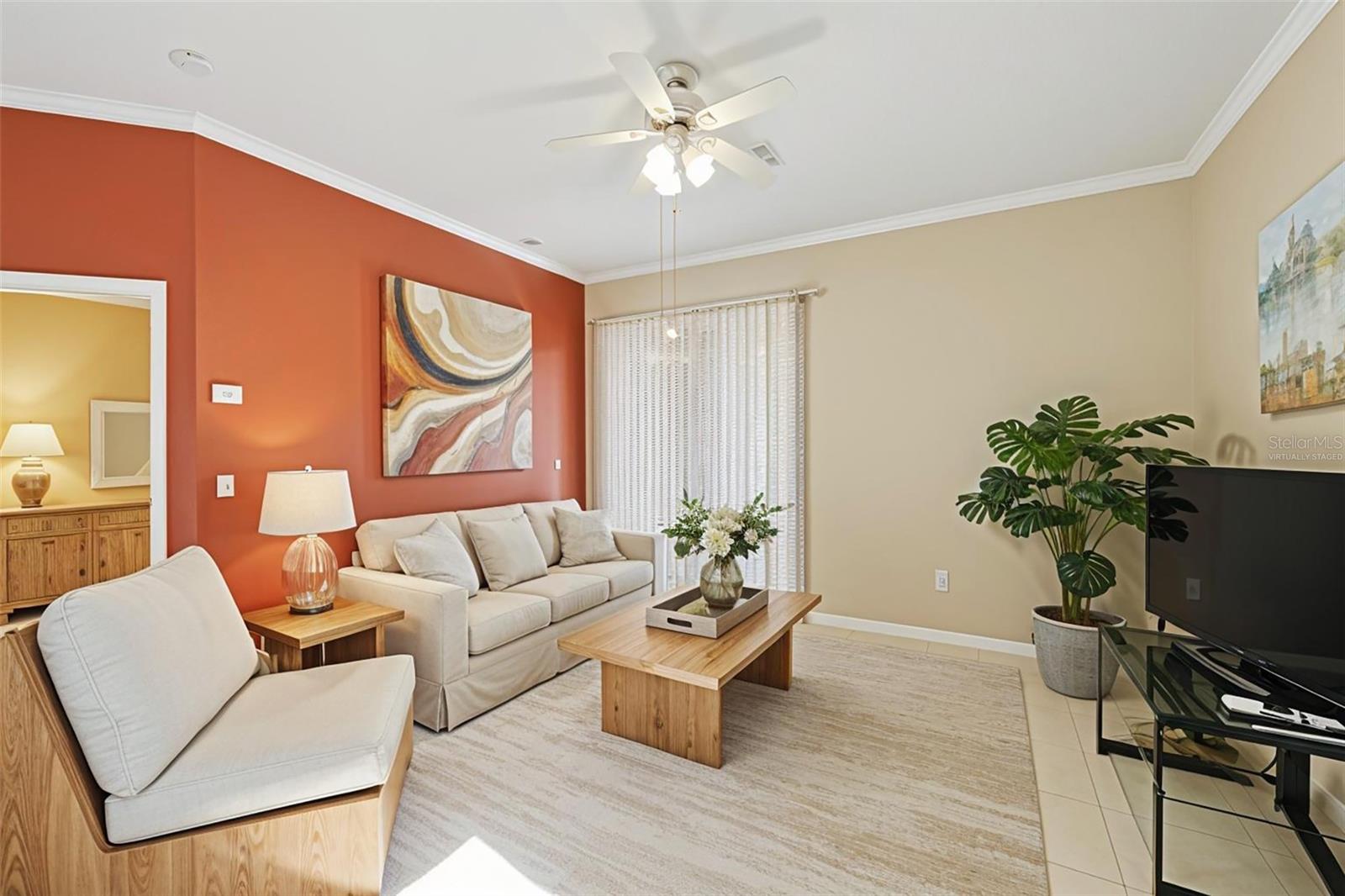 2002 PALM VIEW RD