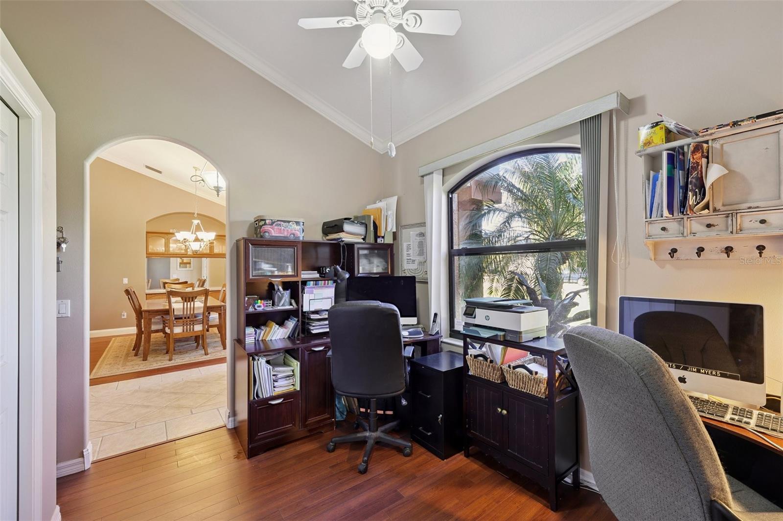 2002 PALM VIEW RD