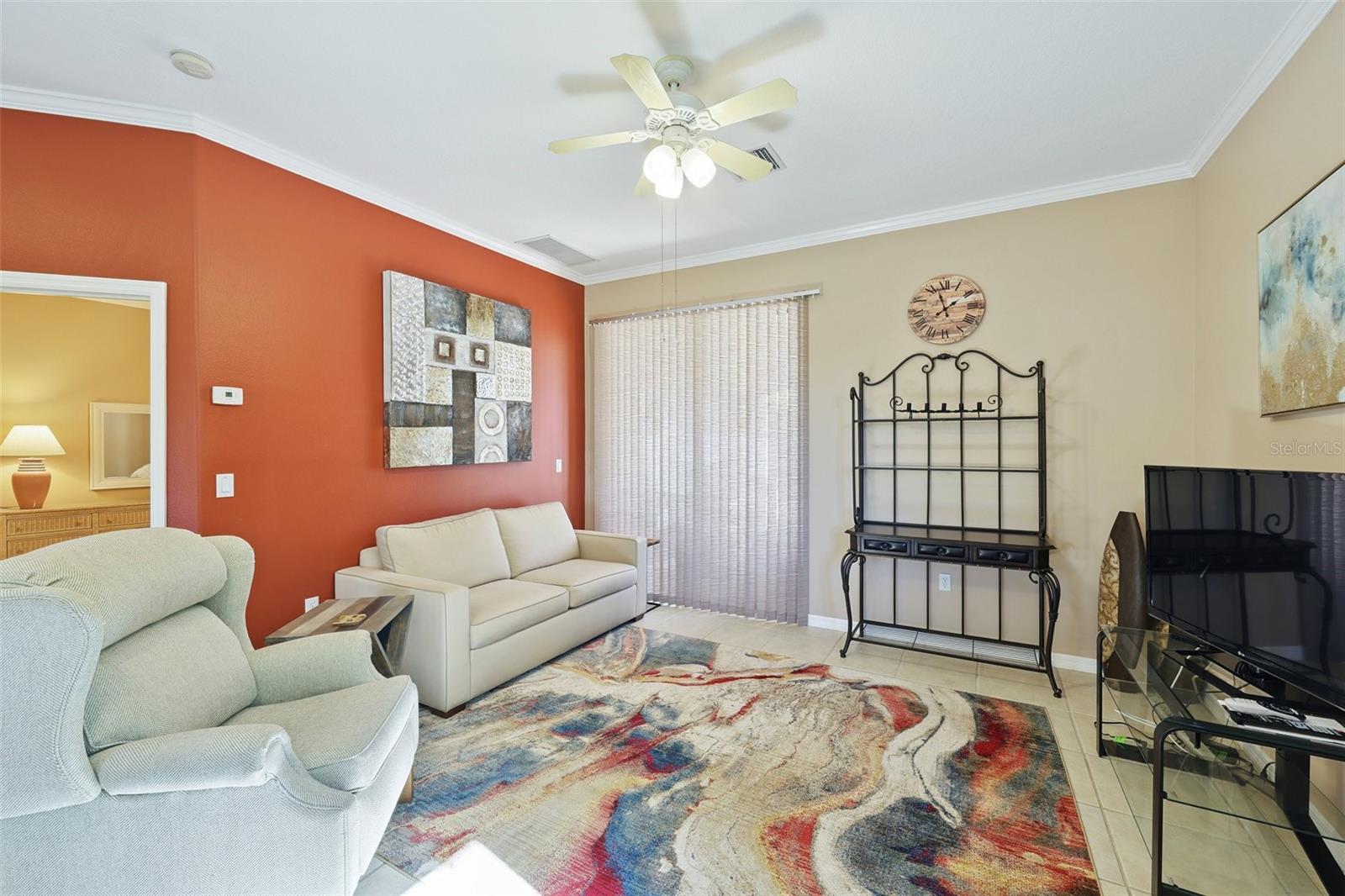 2002 PALM VIEW RD