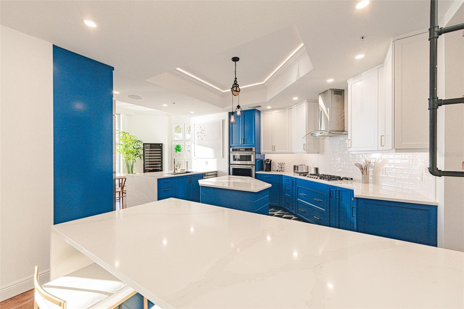 1300 BENJAMIN FRANKLIN DR #1005