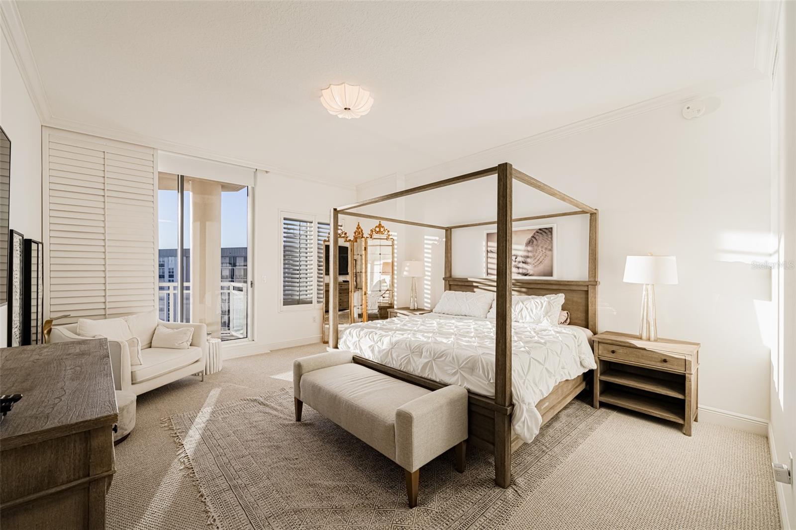 1300 BENJAMIN FRANKLIN DR #1005