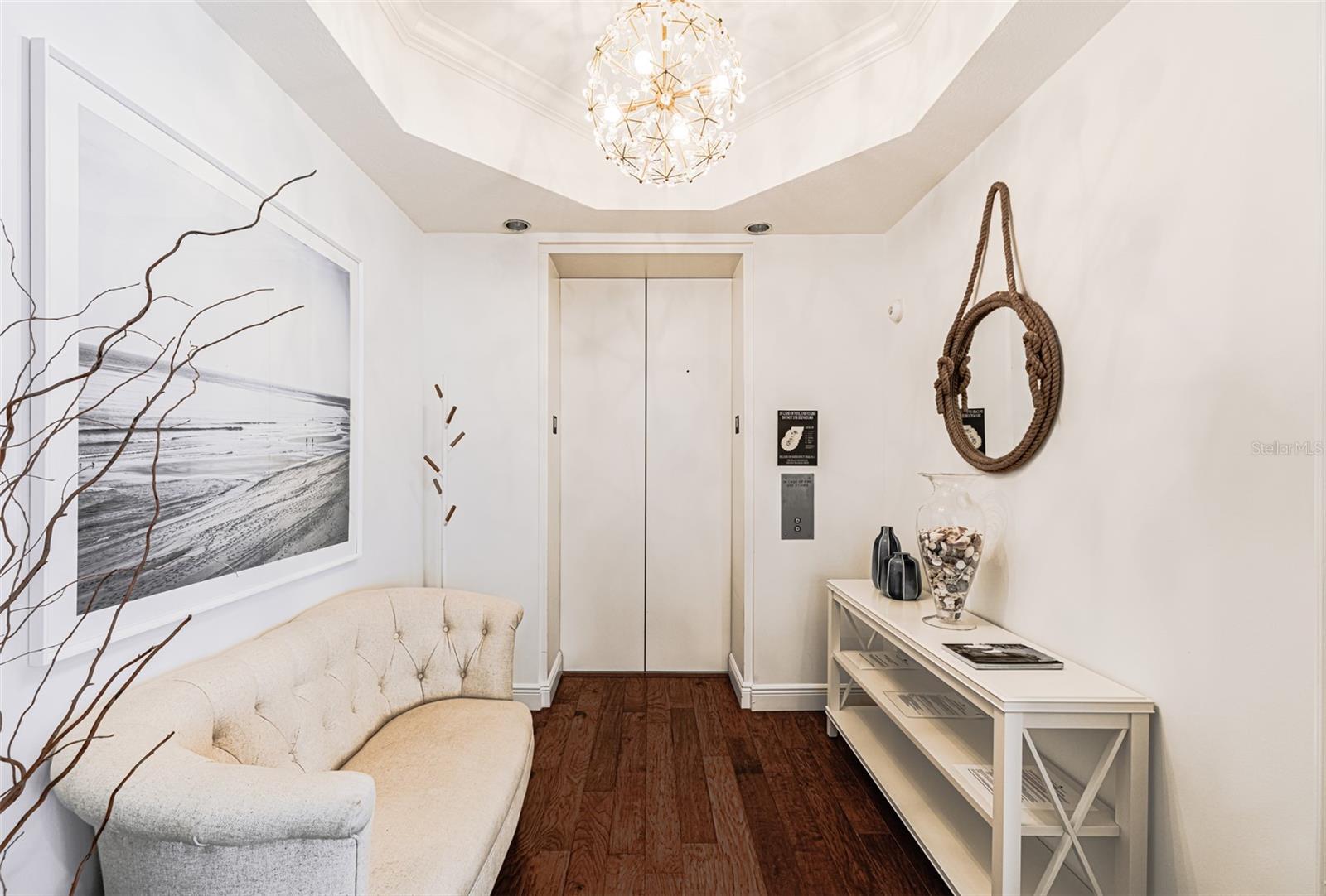 1300 BENJAMIN FRANKLIN DR #1005