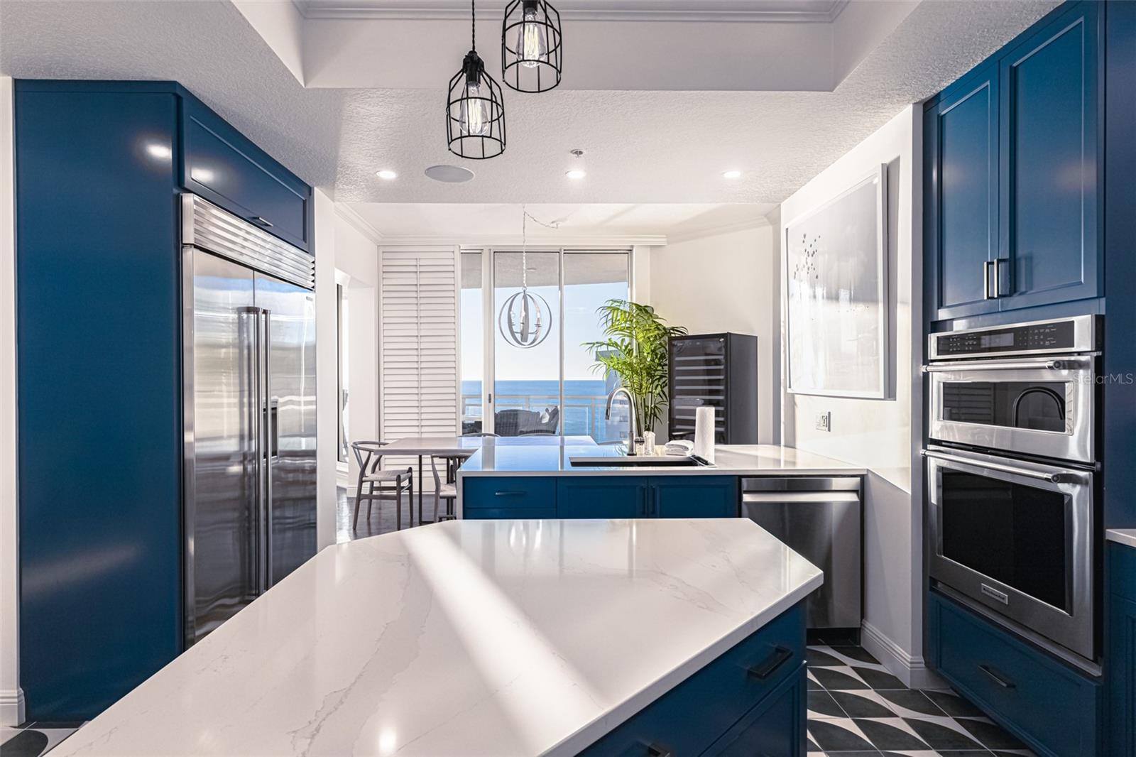 1300 BENJAMIN FRANKLIN DR #1005