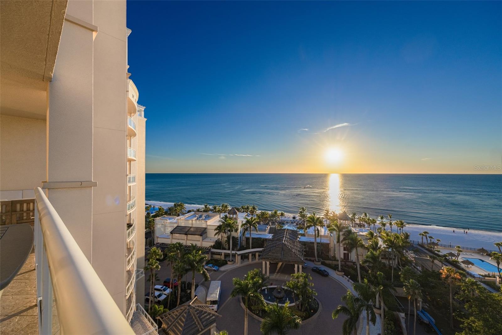 1300 BENJAMIN FRANKLIN DR #1005