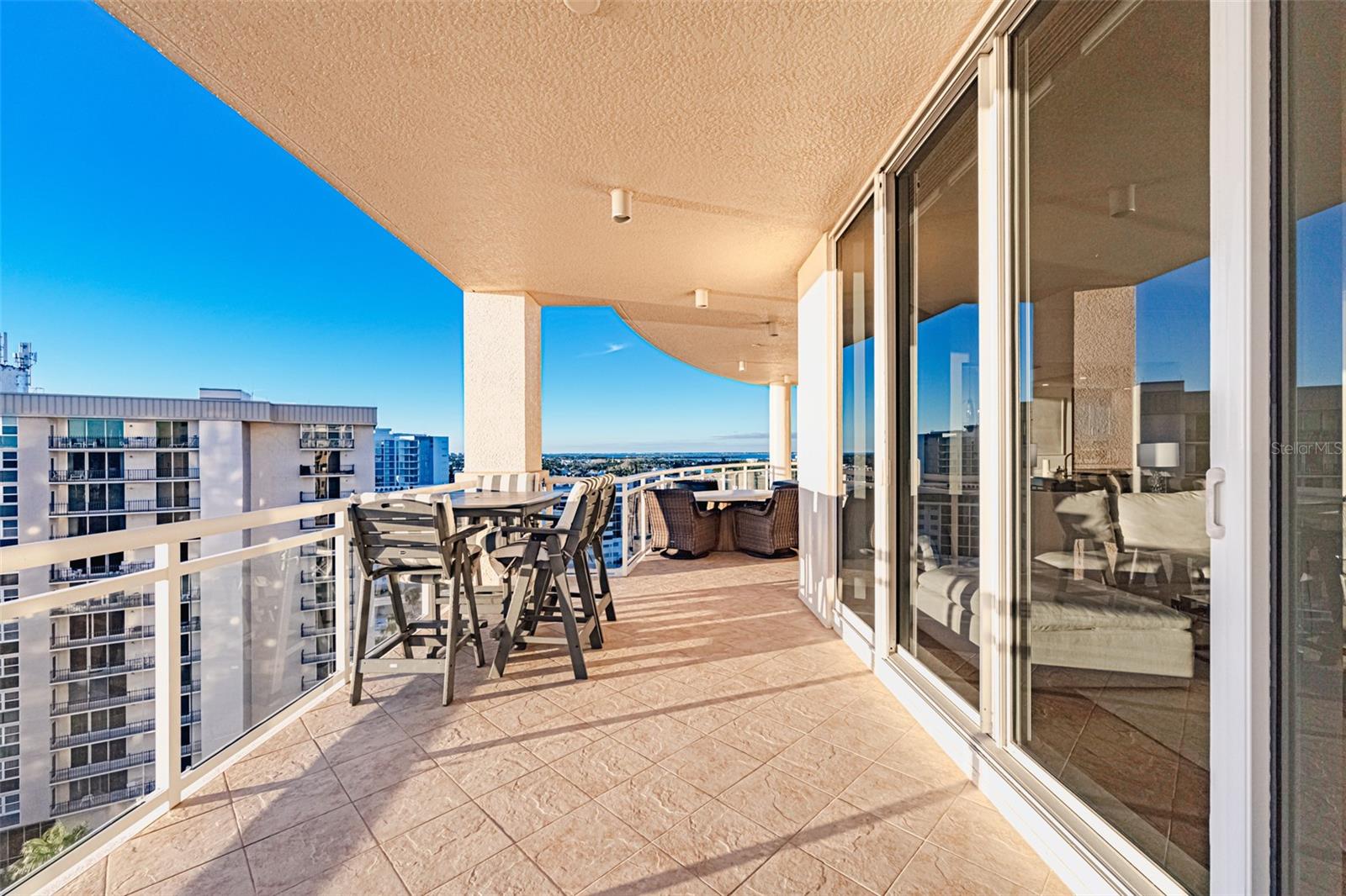 1300 BENJAMIN FRANKLIN DR #1005