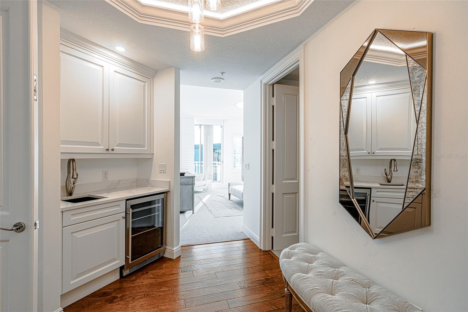 1300 BENJAMIN FRANKLIN DR #1005