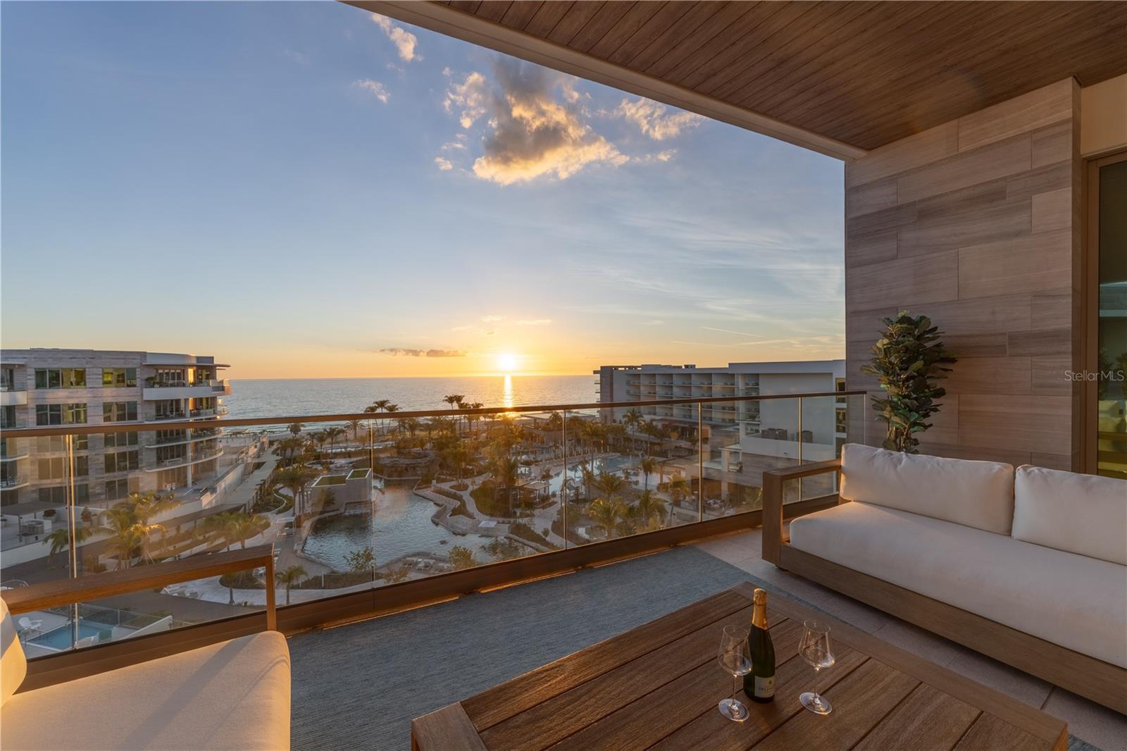 1591 GULF OF MEXICO DR #619