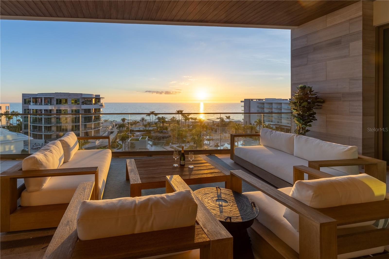 1591 GULF OF MEXICO DR #619