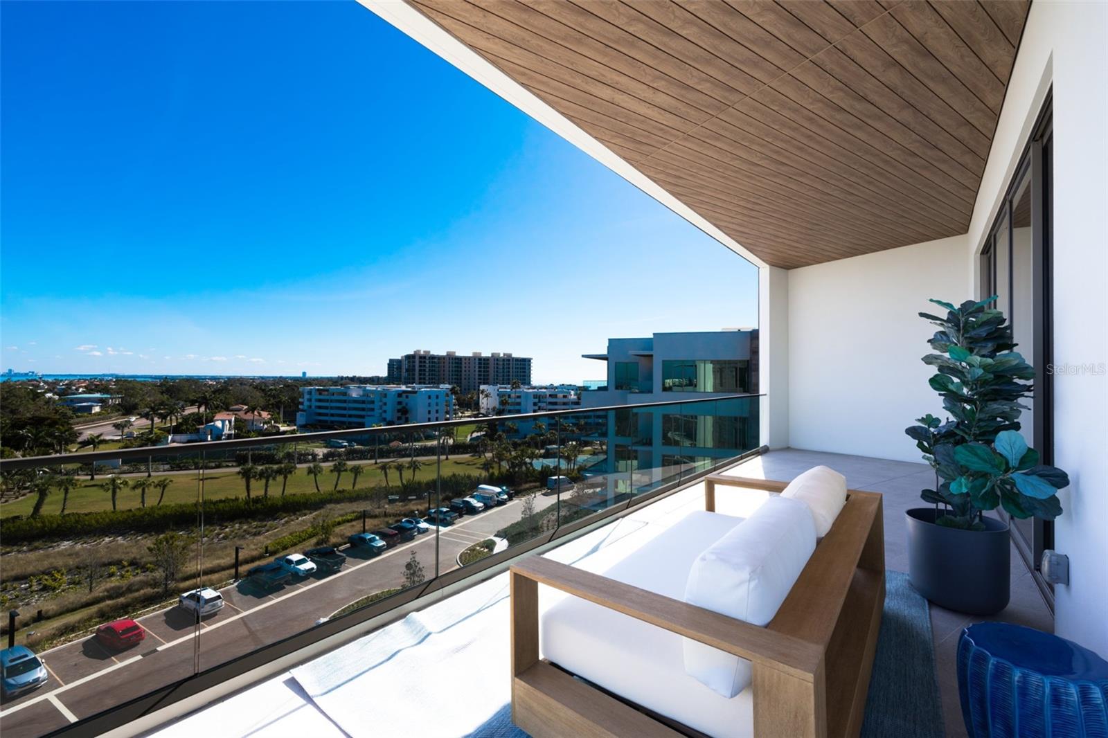 1591 GULF OF MEXICO DR #619