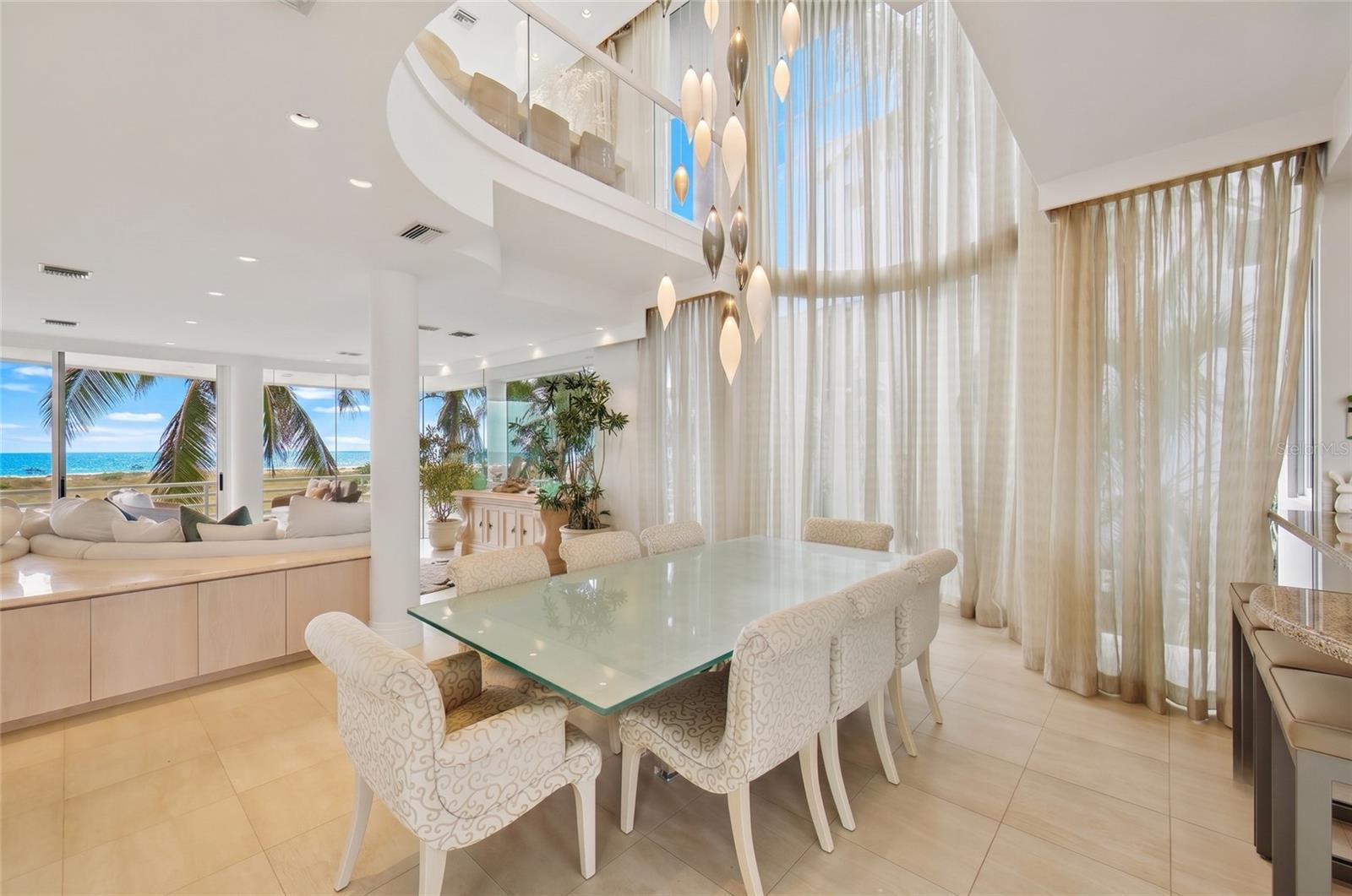 648 BEACH RD