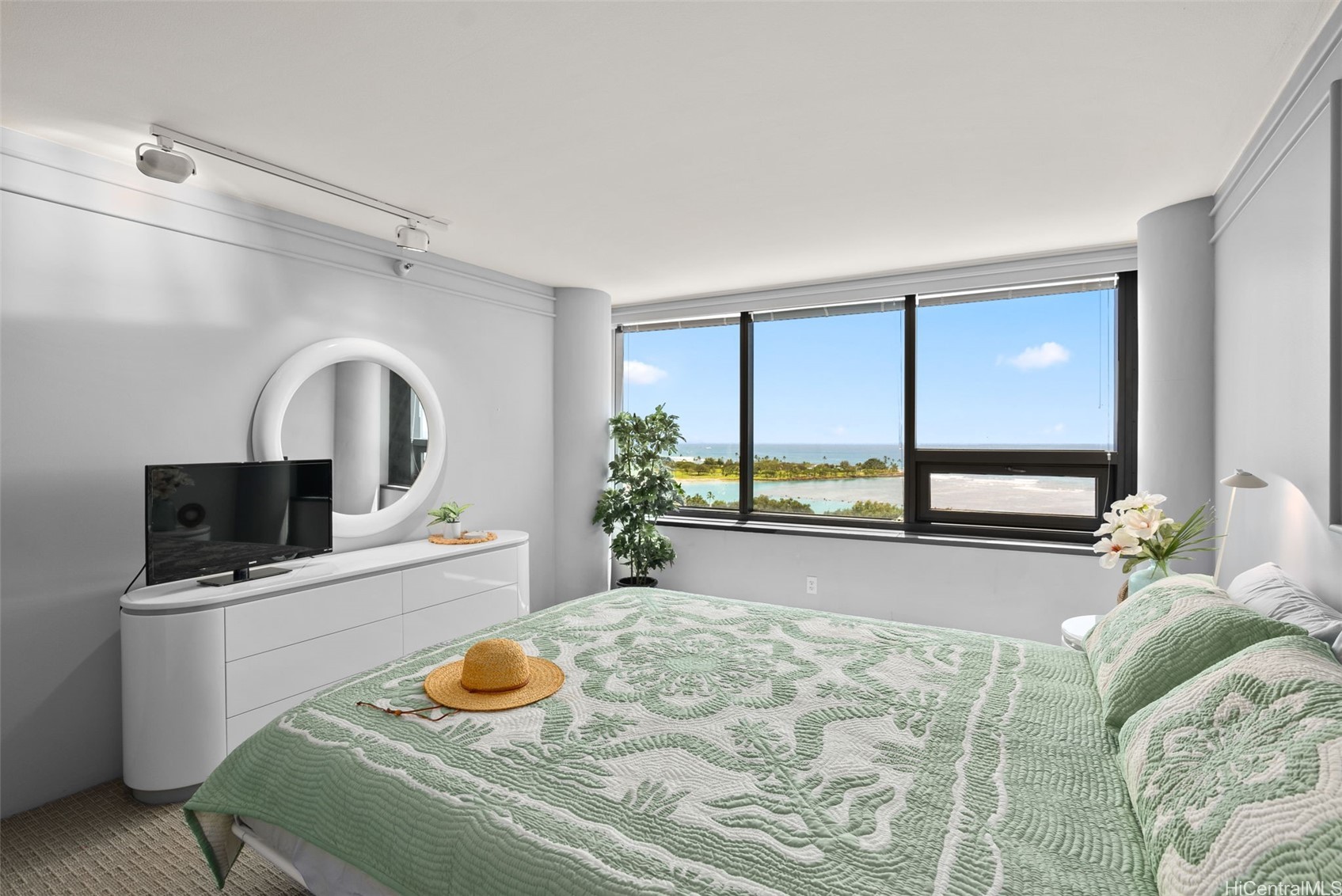 1330 Ala Moana Boulevard 1505