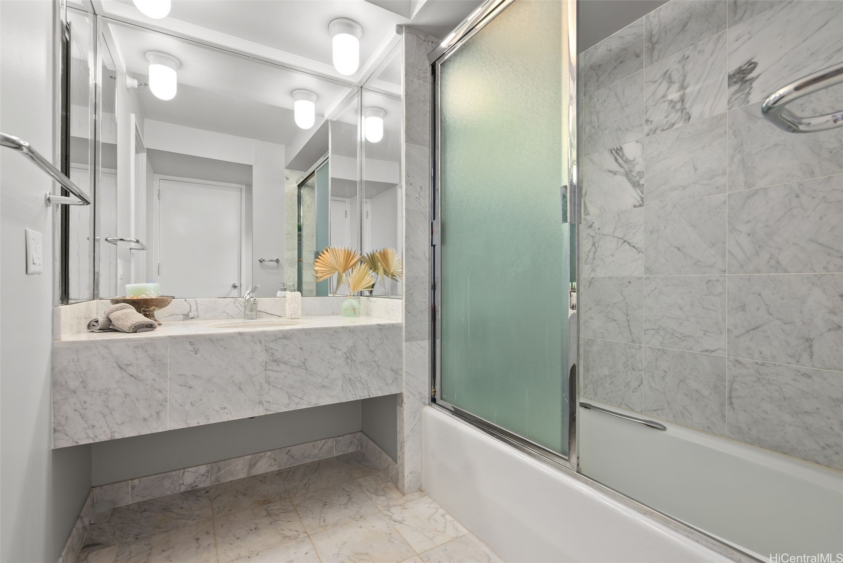 1330 Ala Moana Boulevard 1505