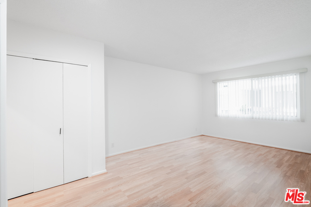 621 SAN VICENTE Unit: 205