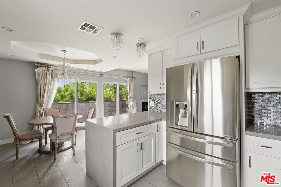 5534 Sylmar Ave Unit: 7