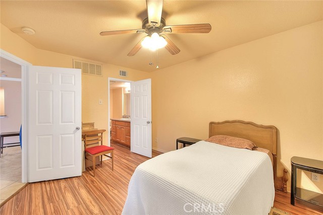 10655 Lemon AVE Unit: 4004