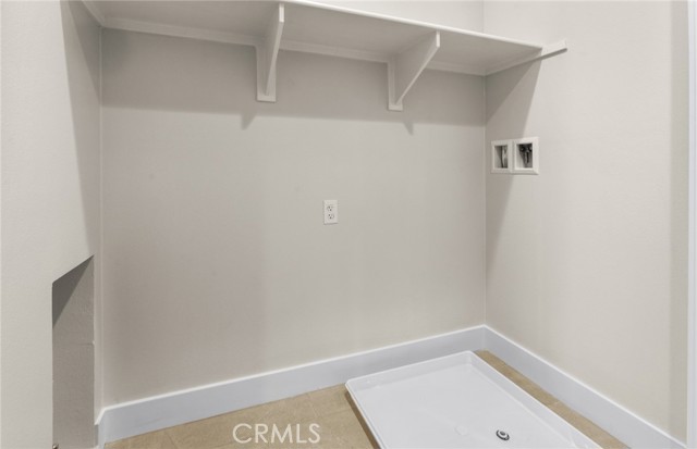 142 Bridle DR