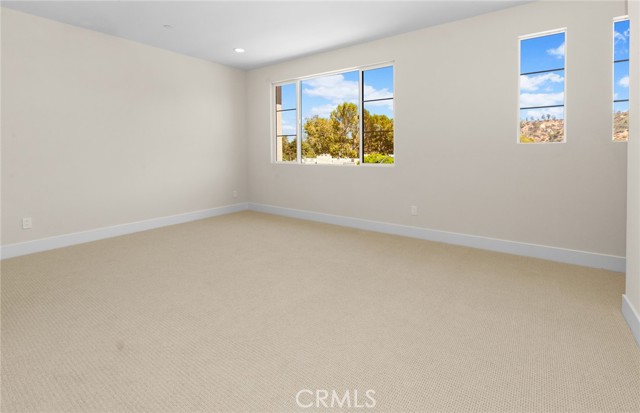 142 Bridle DR