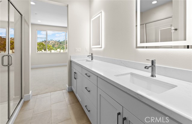 142 Bridle DR