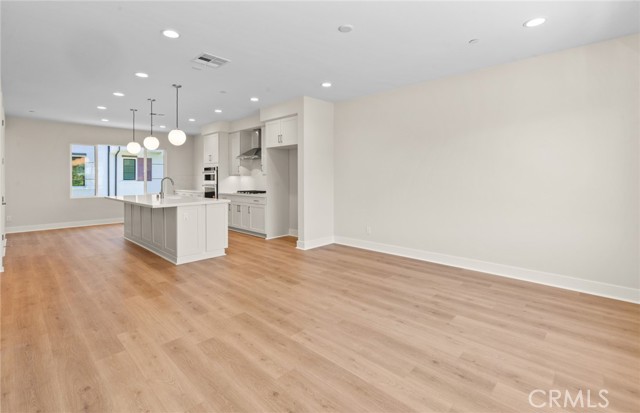 142 Bridle DR