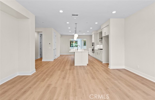 142 Bridle DR