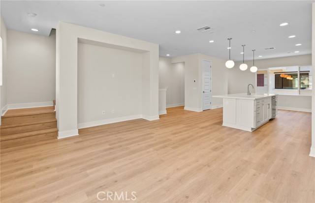 142 Bridle DR