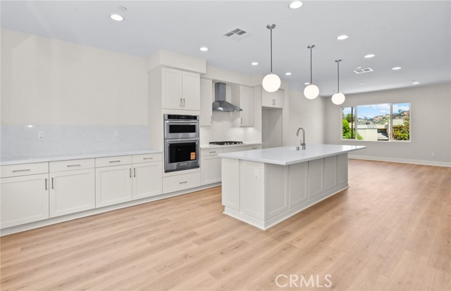 142 Bridle DR
