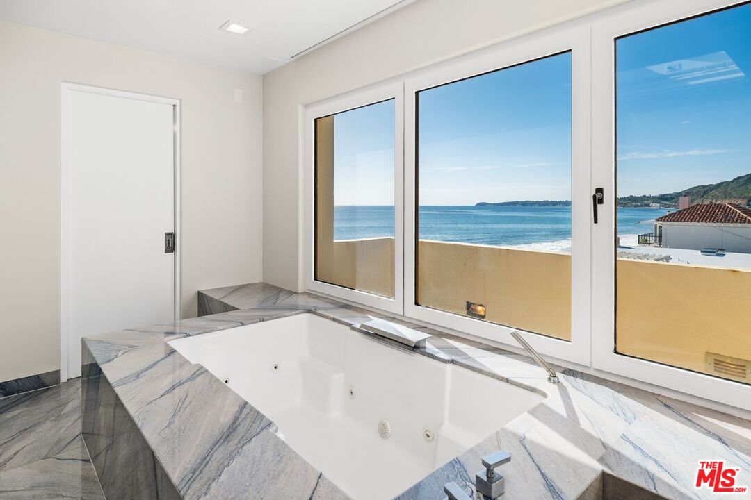 25302 Malibu Rd