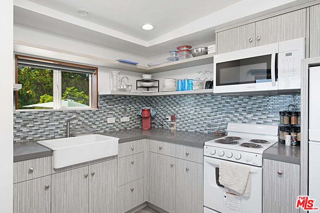 32614 Pacific Coast Highway