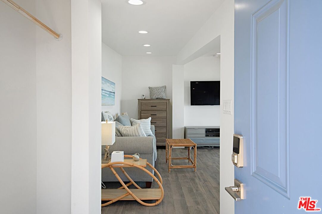 32614 Pacific Coast Highway