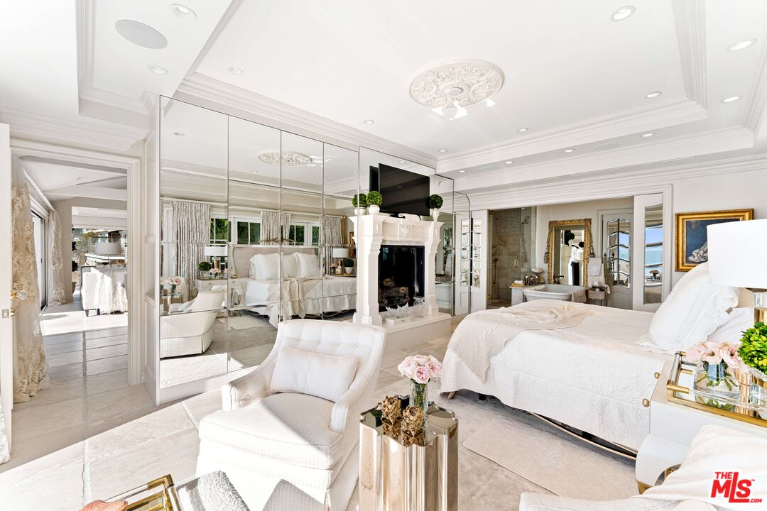 19620 Pacific Coast Hwy