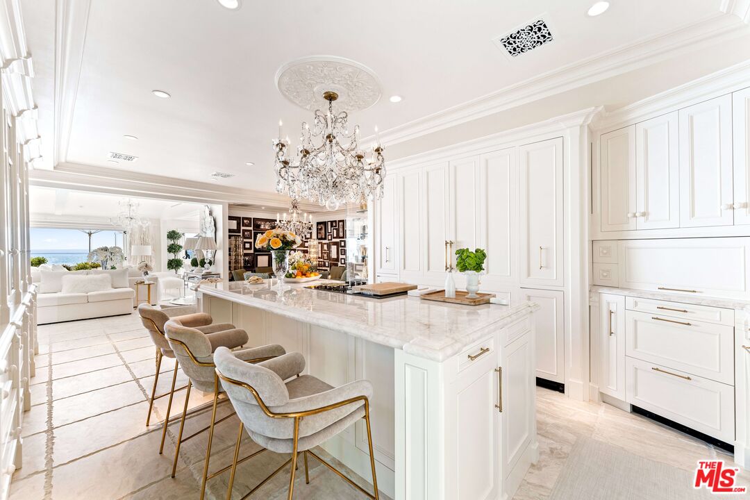 19620 Pacific Coast Hwy