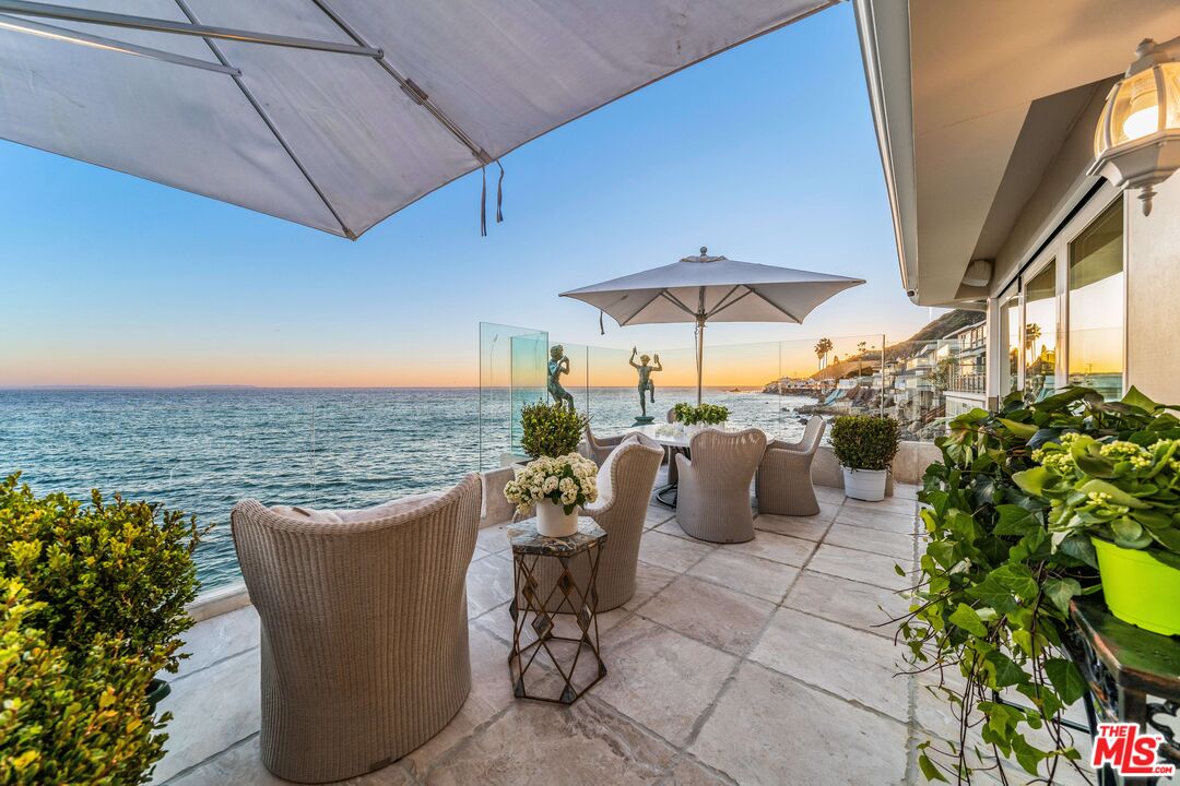 19620 Pacific Coast Hwy