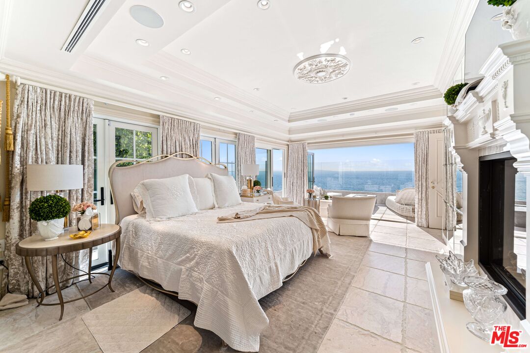 19620 Pacific Coast Hwy