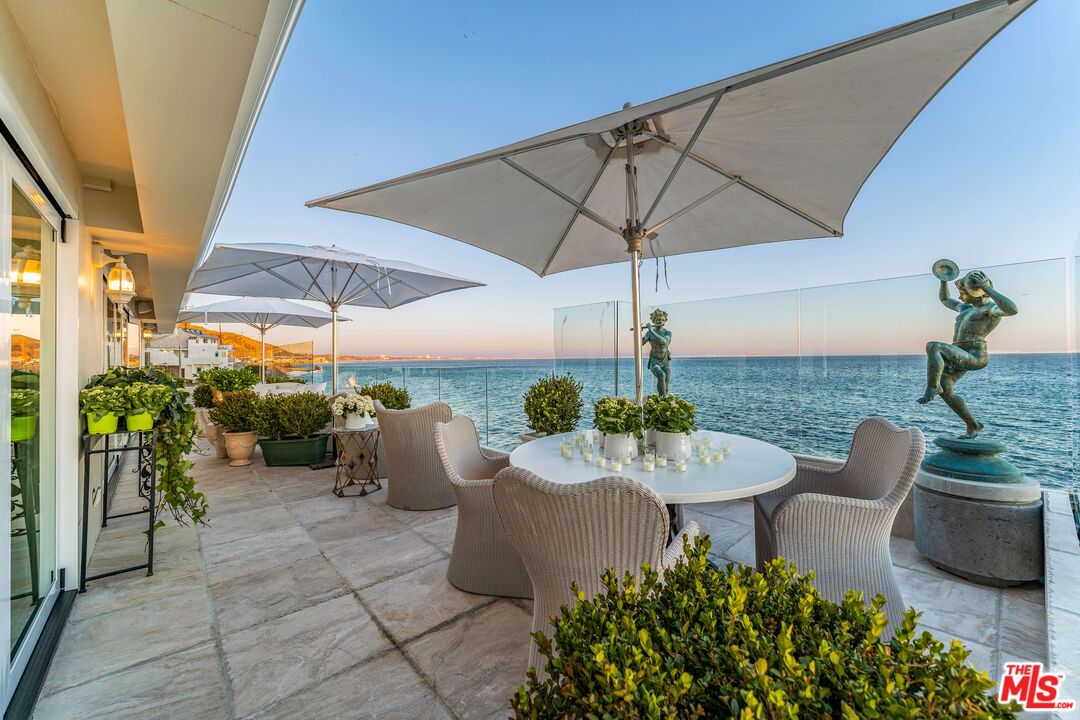 19620 Pacific Coast Highway