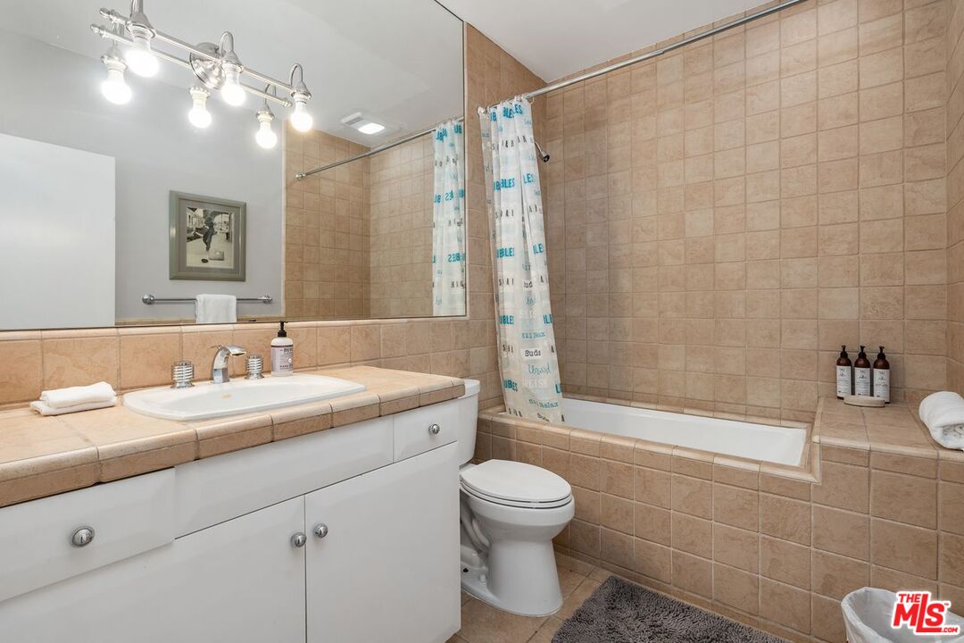 11834 Pacific Coast Hwy