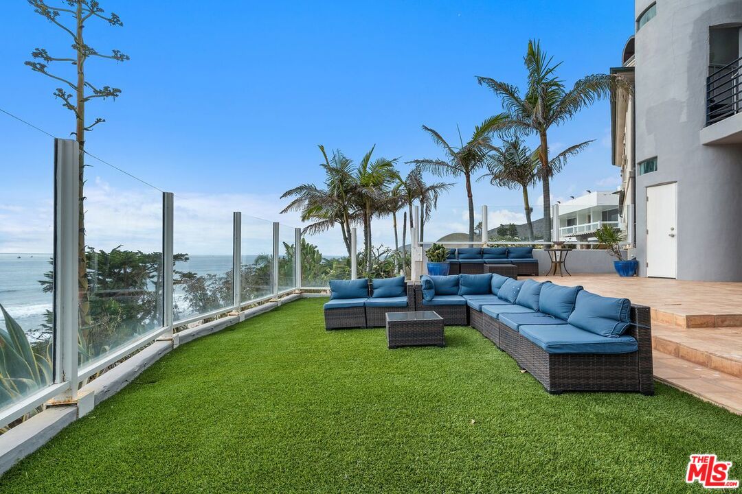 11834 Pacific Coast Hwy