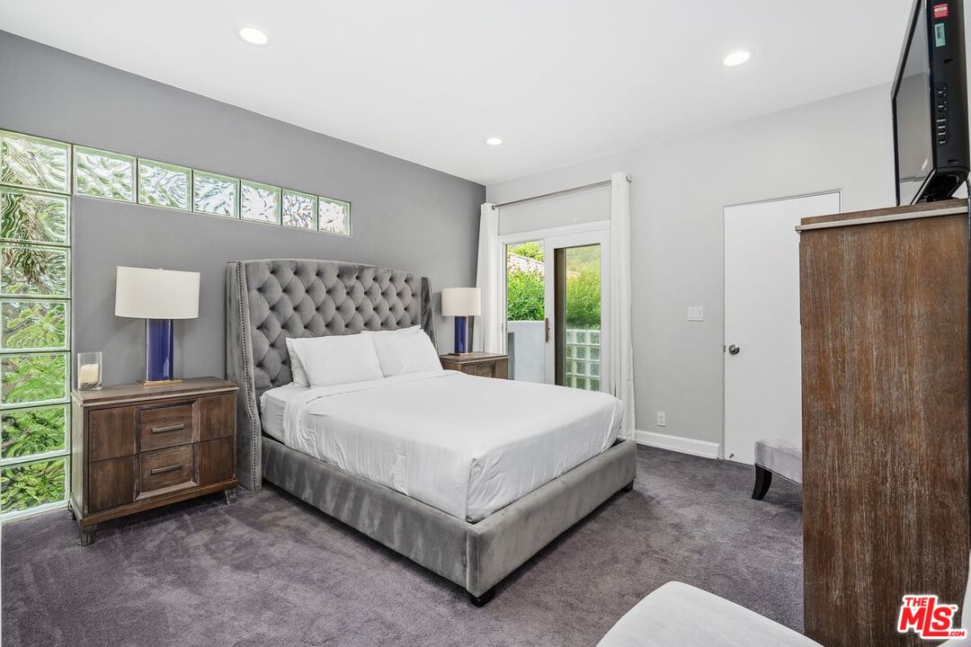 11834 Pacific Coast Hwy